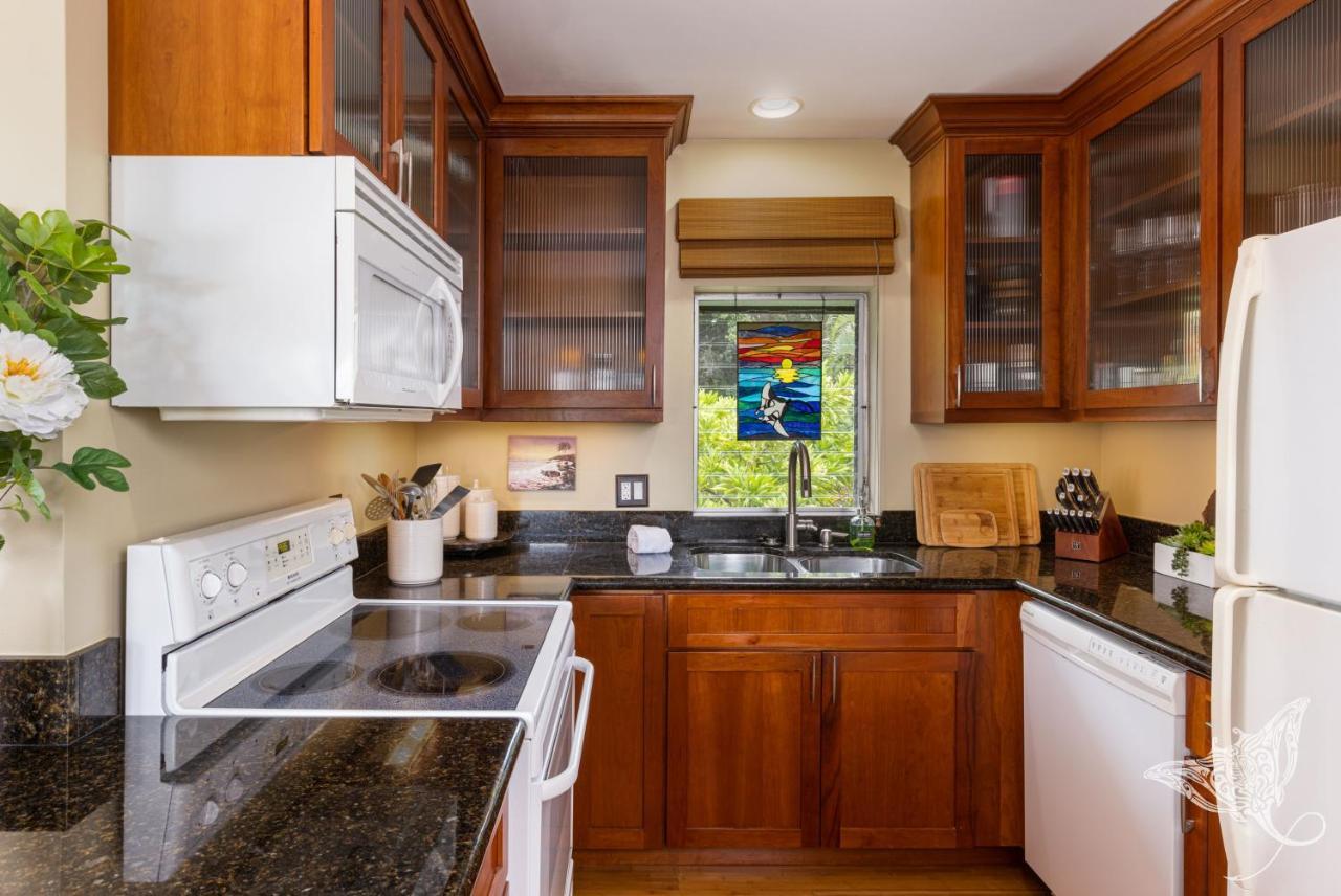 Hale Hahalua - Hale Hahalua - Serenity And Ocean Views In Kona - Now With Upgraded Ac In Bedroom Kailua-Kona Exterior photo