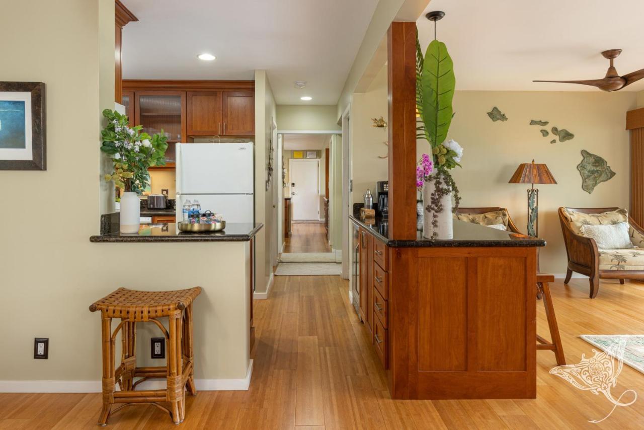 Hale Hahalua - Hale Hahalua - Serenity And Ocean Views In Kona - Now With Upgraded Ac In Bedroom Kailua-Kona Exterior photo